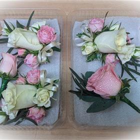 fwthumbZ Buttonhole Collection with Corsages.jpg